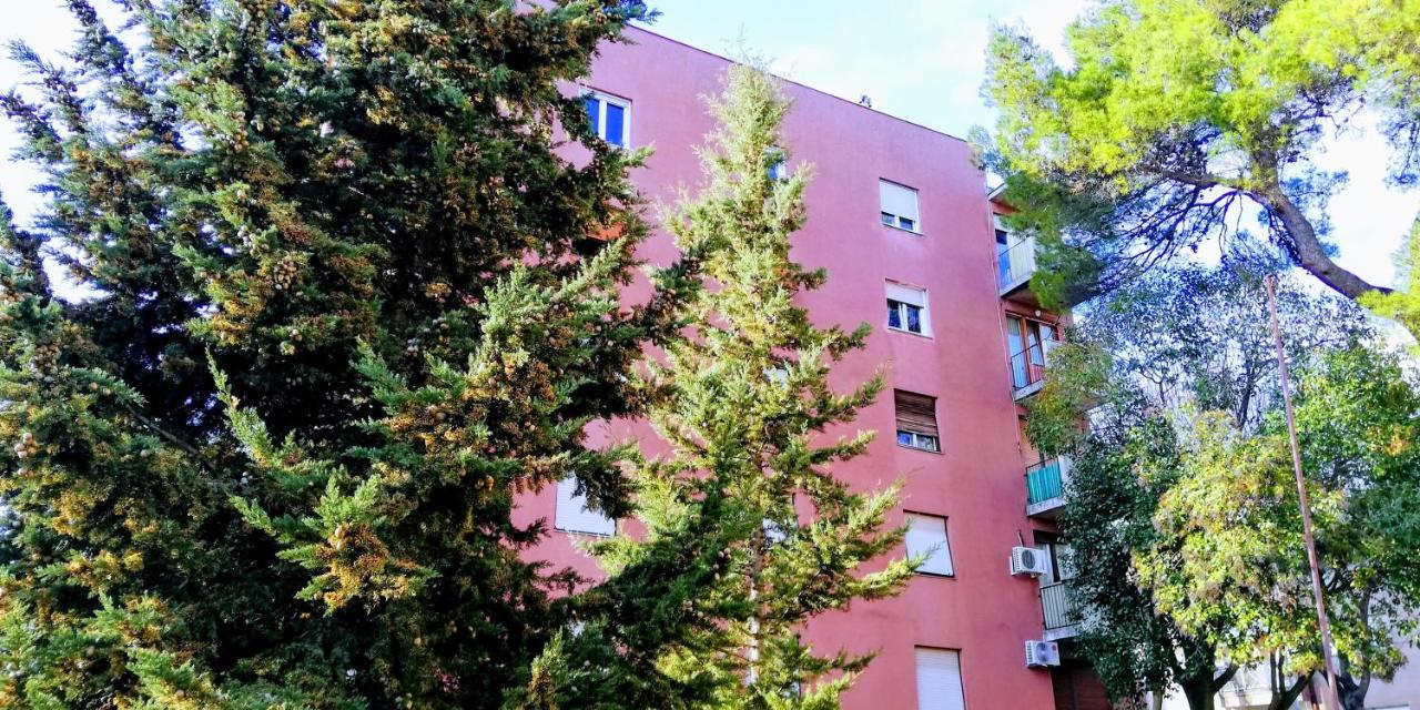 Pula Center Green Park Apartments And Rooms Exterior photo